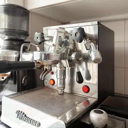 1971 Hazenstraat - Shared Bathroom * Amsterdam